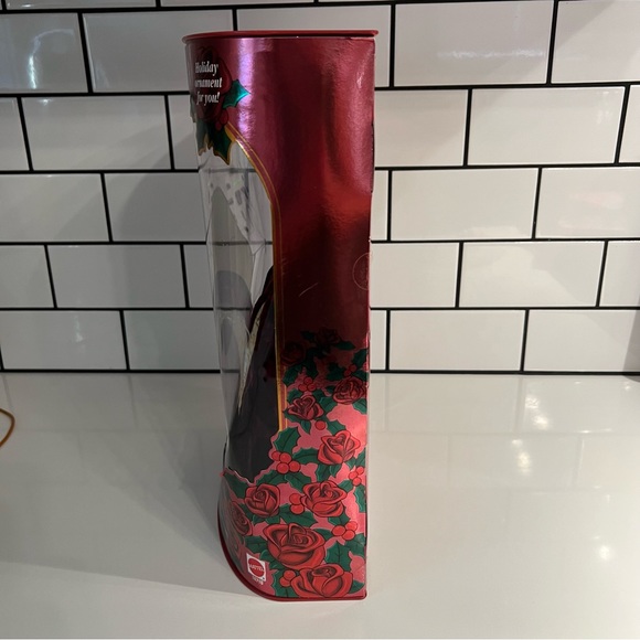 MATTEL DISNEY HOLIDAY PRINCESS BELLE - Picture 4 of 10